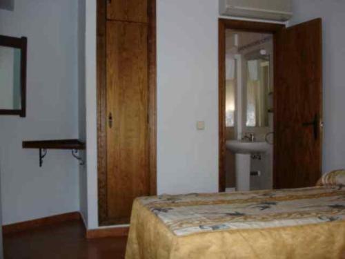Hostal Cruz Verde Навалкарнеро Стая снимка